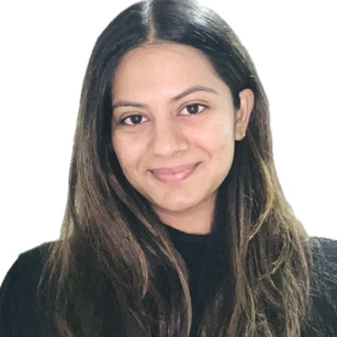 Sakshi Client Success Manager of JewelExperts.com